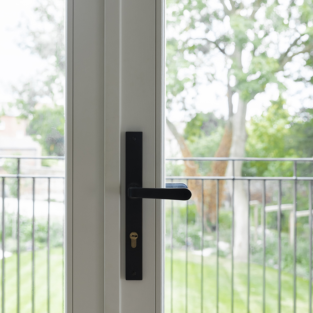 CR Build HBD Timber windows and Sunflex sliding doors